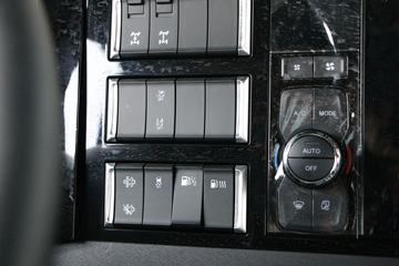 ���� ŷ������ ��Խ�� 580���� 6X4 AMT�Զ���ǣ����(����)ͼƬ