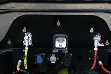 ���� ŷ������ ��Խ�� 580���� 6X4 AMT�Զ���ǣ����(����)ͼƬ