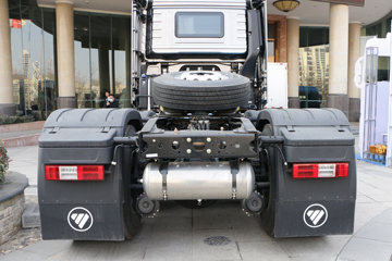 ���� ŷ������ ��Խ�� 580���� 6X4 AMT�Զ���ǣ����(����)ͼƬ