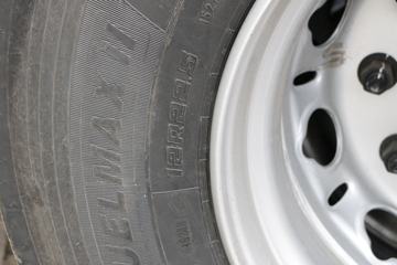 ���� ŷ������ ��Խ�� 580���� 6X4 AMT�Զ���ǣ����(����)ͼƬ