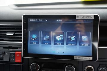 һ����� J6L�п� ������ 260���� 4X2 6.75�������ػ���(����)(CA1180P62K1L4E6)ͼƬ