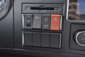 һ����� J6L�п� ������ 260���� 4X2 6.75�������ػ���(����)(CA1180P62K1L4E6)ͼƬ