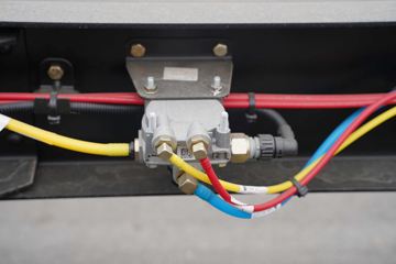 һ����� J6L�п� ������ 260���� 4X2 6.75�������ػ���(����)(CA1180P62K1L4E6)ͼƬ