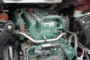 һ����� J6L�п� ������ 260���� 4X2 6.75�������ػ���(����)(CA1180P62K1L4E6)ͼƬ