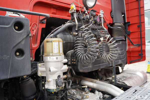 优惠2万 无锡市解放JH6牵引车火热促销中