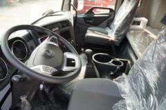 东风商用车 天锦KR PLUS 舒适版 290马力 4X2 6.8米仓栅式载货车(国六)(高顶双卧)