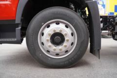 青岛解放 JK6中卡 260马力 4X2 6.8米仓栅式载货车(国六)(CA5180CCYP28K2L2E6A80)