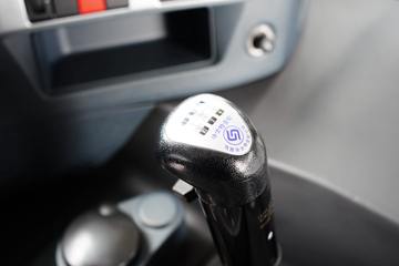 �������� ����H5 320���� 8X4 6����ж��(����)(LZ3311H5FC1)ͼƬ