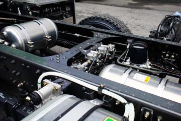 �������� ����H5 320���� 8X4 6����ж��(����)(LZ3311H5FC1)ͼƬ