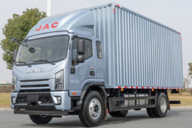 擎天柱&nbsp;载货车外观                                                图片