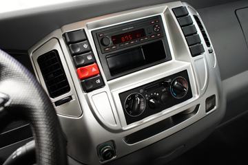 �������� ����L2 140���� 4X2 4.2�׵�����ʽ�Ῠ(�ٱ�4.333)(LZ5041XXYL2AC1)ͼƬ