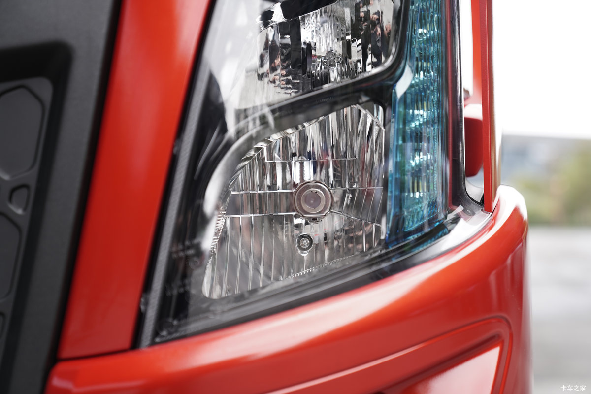 �������� ����H5 ����� 460���� 6X4 AMT�Զ���ǣ����(����)(LZ4250H5DC1)���                                                