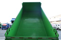 南骏汽车 新祥康 4X2 3.95米纯电动自卸车(NJL3310ZHJBEV)