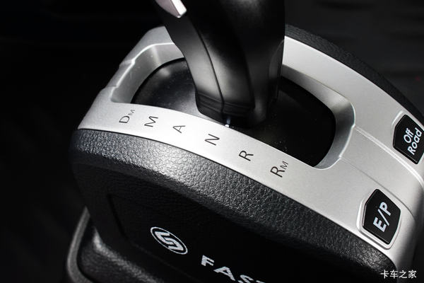 东风柳汽 乘龙H7 510马力 6X4 AMT自动挡国六优惠2万