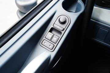 �������� ����H7�ؿ� ������ 510���� 6X4 AMT�Զ���ǣ����(Һ��)ͼƬ