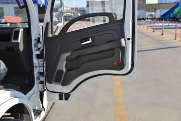 �ɵ��³� V2ϵ�� 122���� 4.15�׵��������Ῠ(����)ͼƬ