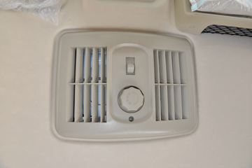 �ɵ��³� V2ϵ�� 122���� 4.15�׵��������Ῠ(����)ͼƬ