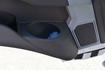 �ɵ��³� V2ϵ�� 122���� 4.15�׵��������Ῠ(����)ͼƬ