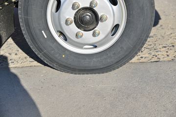 �ɵ��³� V2ϵ�� 122���� 4.15�׵��������Ῠ(����)ͼƬ