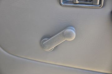 Ծ�� ����S80 95���� 4X2 3.05����ж��(����)ͼƬ