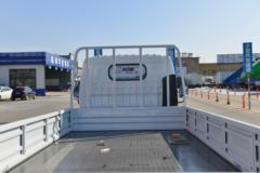 跃进 福星S100 115马力 3.65米单排栏板小卡(国六)(SH1043KCDCNZ3) 跃进 福星S100 115马力 3.65米单排栏板小卡(国六)(SH1043KCDCNZ3)