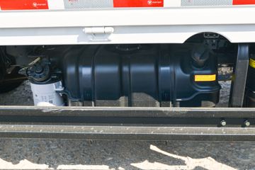 ���� ����M�� 122���� 3.7�׵�������С��(����)(BJ1044V9JA5-AA1)ͼƬ