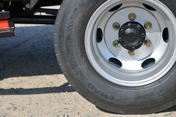    132 3.2˫Ῠ()(BJ1041V8ADA-AB1)ͼƬ