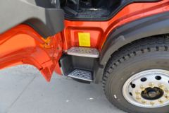 一汽解放 麟VH 2.0版 190马力 5.4米排半仓栅式载货车(国六)(CA5180CCYPK62L4E6A85)