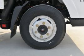 泓图200&nbsp;载货车底盘                                                图片