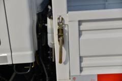现代商用车 泓图200 127马力 4X2 4.145米单排栏板轻卡(国六)(CHM1040EDF33T)