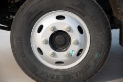 陕汽商用车 轩德X9 标载版 131马力 4.15米单排厢式轻卡(国六)(SX5041XXYNP63313)