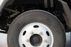 陕汽商用车 轩德X9 标载版 131马力 4.15米单排厢式轻卡(国六)(SX5041XXYNP63313)