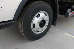 福田 时代领航5 150马力 4.165米单排厢式轻卡(国六)(BJ5046XXY9JBA-08)