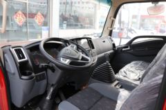 陕汽轻卡 德龙K3000 130马力 4.1米单排厢式轻卡(国六)(YTQ5041XXYKH331)