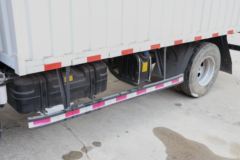 陕汽轻卡 德龙K3000 130马力 4.1米单排厢式轻卡(国六)(YTQ5041XXYKH331)