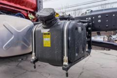 陕汽轻卡 德龙K3000 轻量化版 150马力 4.18米单排仓栅式轻卡(国六)(宽轮距)(YTQ5041CCYKJ332) 陕汽轻卡 德龙K3000 轻量化版 150马力 4.18米单排仓栅式轻卡(国六)(宽轮距)(YTQ5041CCYKJ332)