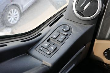 �й����� HOWO TX 270���� 4X2 6.8����س�(����)ͼƬ