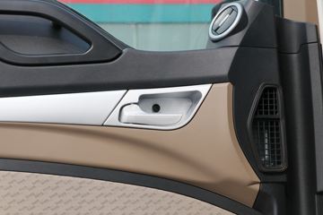 �й����� HOWO TX 270���� 4X2 6.8����س�(����)ͼƬ