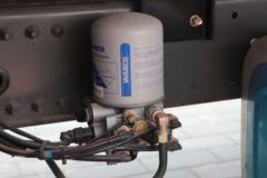 中国重汽 HOWO TX 270马力 4X2 6.8米冷藏车(国六)