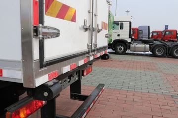 �й����� HOWO TX 270���� 4X2 6.8����س�(����)ͼƬ