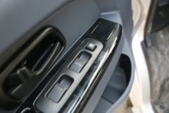 金杯 金卡S32 2022款 舒适型 1.6L 123马力 汽油 2.35米双排栏板微卡(国六)(JKC1032S6L1)