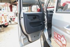 金杯 金卡S32 2022款 舒适型 1.6L 123马力 汽油 2.35米双排栏板微卡(国六)(JKC1032S6L1)