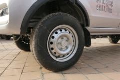 金杯 金卡S32 2022款 舒适型 1.6L 123马力 汽油 2.35米双排栏板微卡(国六)(JKC1032S6L1)