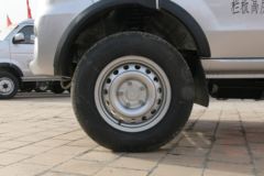 金杯 金卡S32 2022款 舒适型 1.6L 123马力 汽油 2.35米双排栏板微卡(国六)(JKC1032S6L1)
