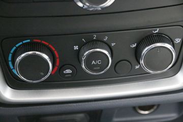 �� ��S30 2022�� ��׼�� 1.6L 123���� ���� 3.2�׵�������΢��(����)(JKC1032D6L0)ͼƬ