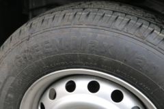 金杯 金卡S30 2022款 标准型 1.6L 123马力 汽油 3.2米单排栏板微卡(国六)(JKC1032D6L0)