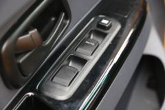 金杯 T52 2020款 创业型 1.6L 116马力 汽油 2.605米双排栏板微卡(国六)(JKC1034SV6EL1)