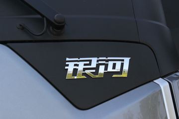 ���� ŷ������ ��Խ�� 580���� 6X4 AMT�Զ���ǣ����(����)(BJ4259Y6DHL-12)ͼƬ