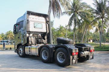 ���� ŷ������ ��Խ�� 580���� 6X4 AMT�Զ���ǣ����(����)(BJ4259Y6DHL-12)ͼƬ