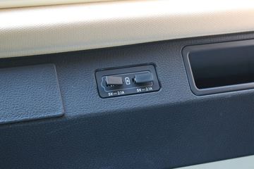 ���� ŷ������ ��Խ�� 580���� 6X4 AMT�Զ���ǣ����(����)(BJ4259Y6DHL-12)ͼƬ